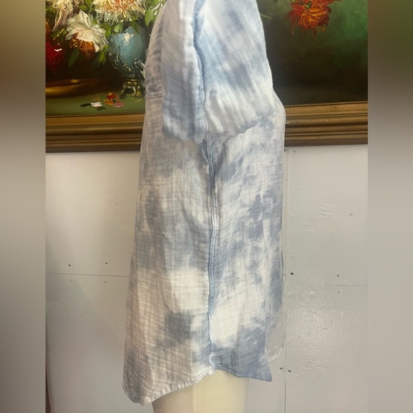 Rails Blue and White Tie-Dye Button Down 100% Cotton - Picture 6 of 9